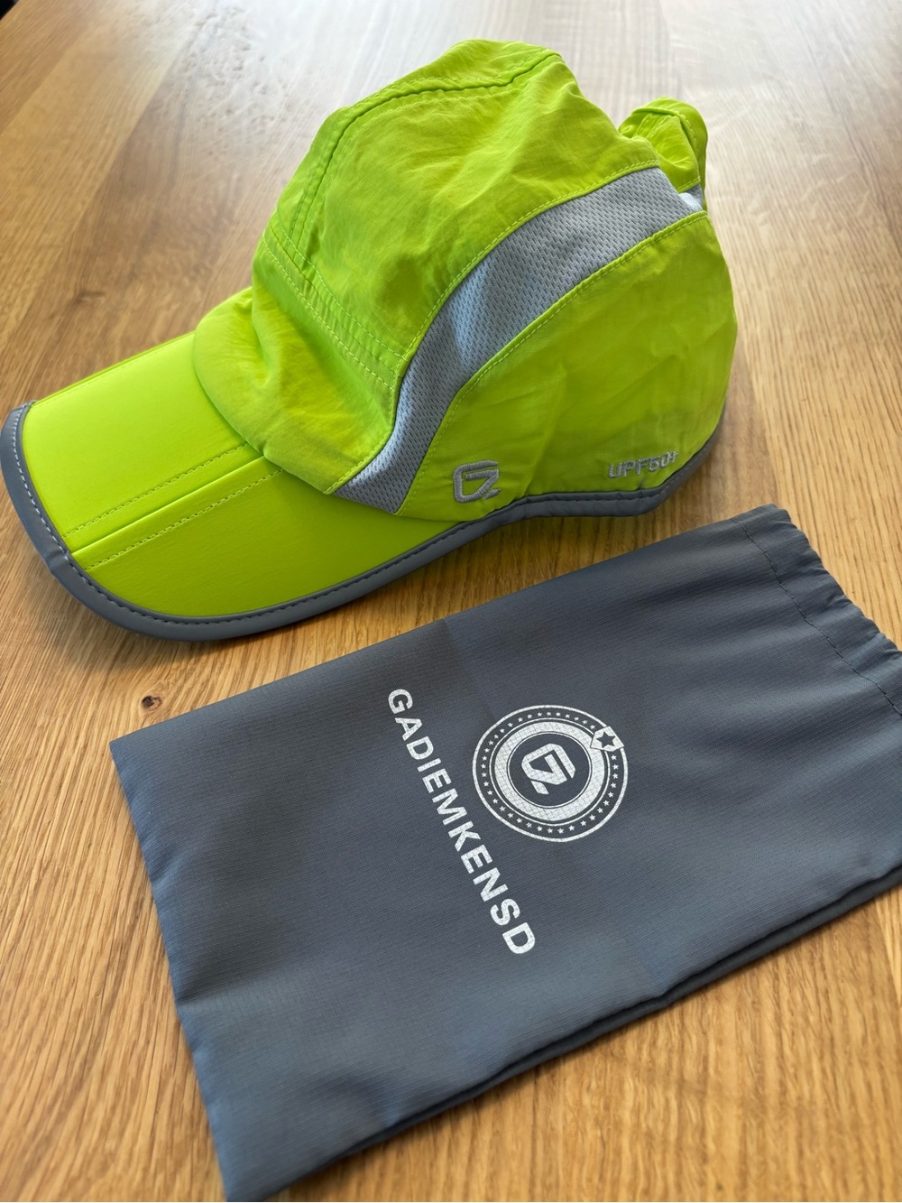 Gadiemkensd Neon Green Reflective UPF 50+ Sun Protection Folding Hat | NWOT